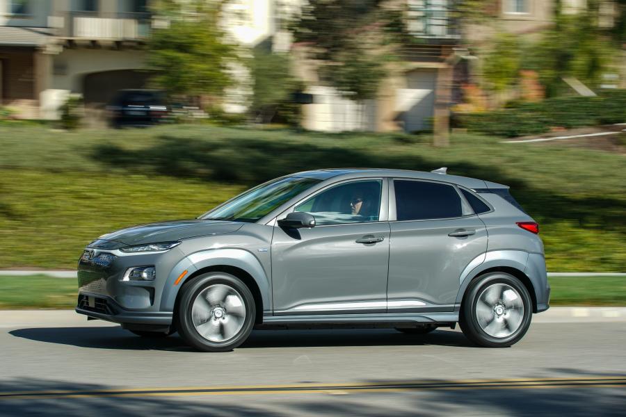  Hyundai Kona Electric (OS) 2018 года  (NA) (фото 19 из 55)